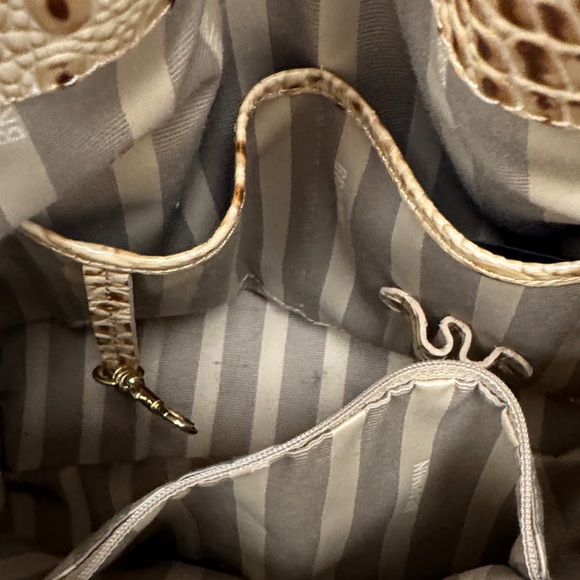 Chic Tan and Brown BRAHMIN Women's Bag - Picture 9 of 13